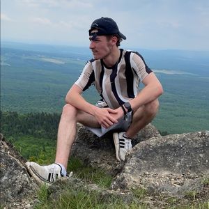 Meet your Posher, Nico